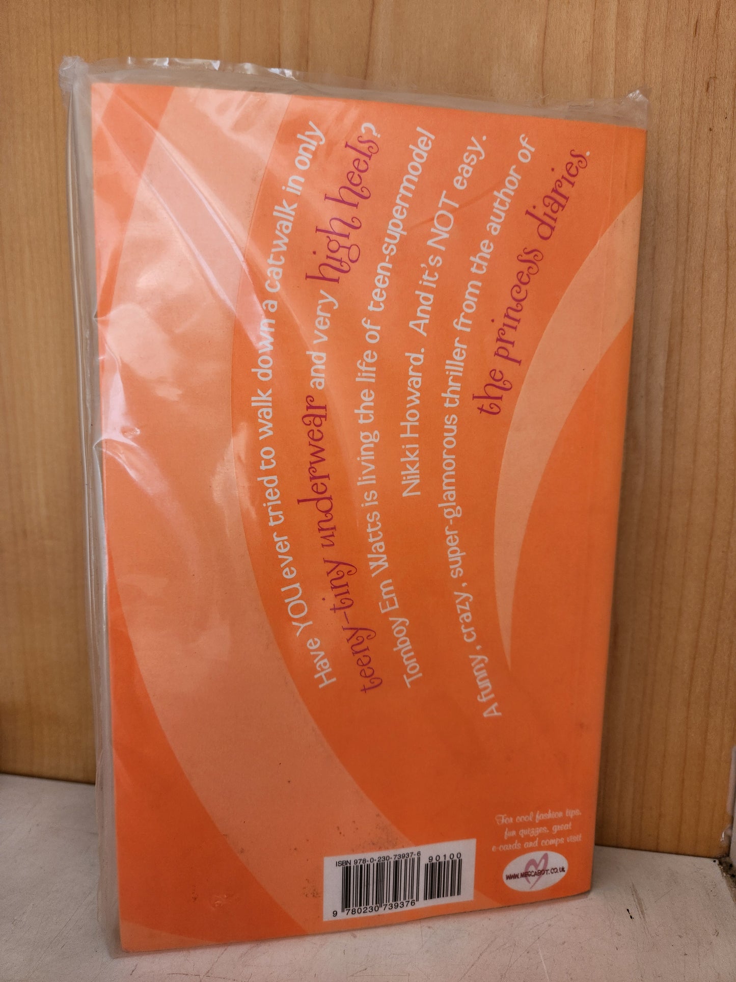 Air Head Being Nikki by Meg Cabot