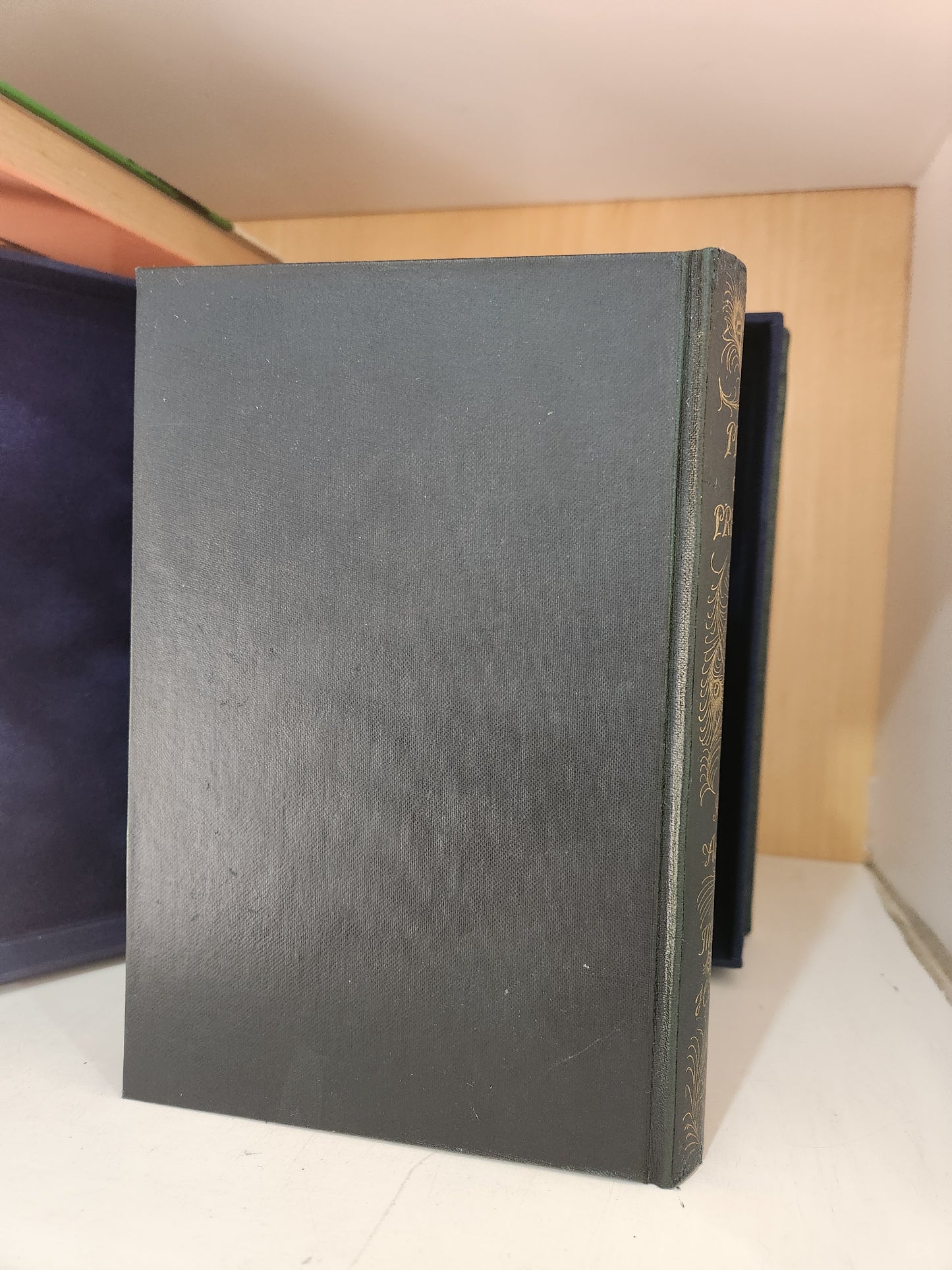Jane Austen – Pride and Prejudice (1894) – George Allen “Peacock Edition” – Illustrated by Hugh Thomson – First Edition