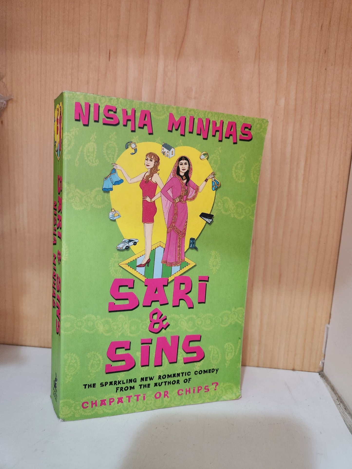 Sari & Sins by Nisha Minhas [ Preloved]