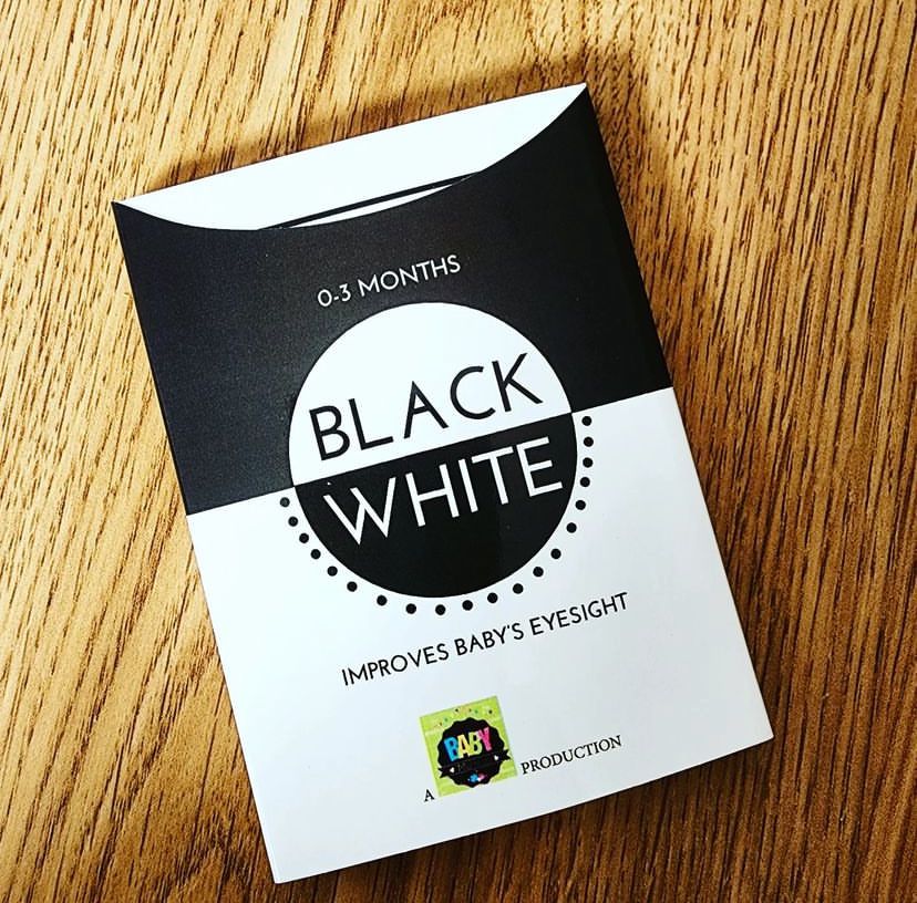 Baby Mu'min Black and White Stimulation Pocket Cards